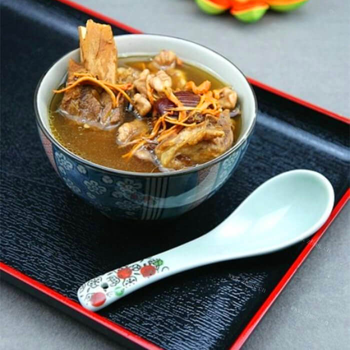 好喝的虫草花核桃猪肉汤
