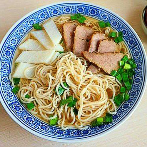 营养的牛肉山药龙须面