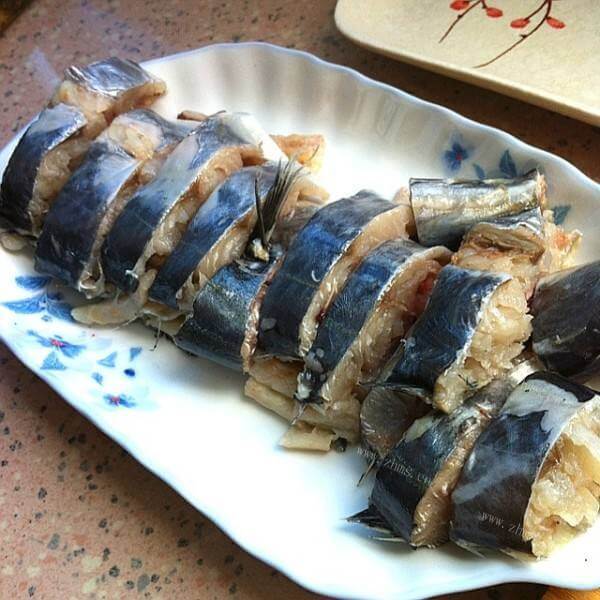 清爽黄瓜编席裹鲅鱼