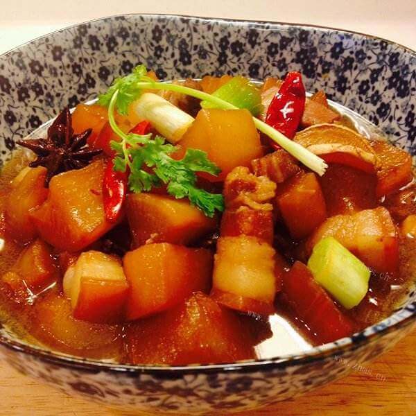 美食萝卜煮肉