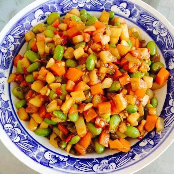 香喷喷的田园小炒土豆丁