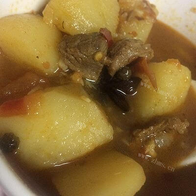 浓香四溢的大肉土豆炖豆角做法图解7)