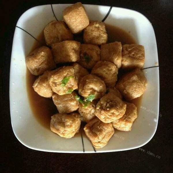 美味的糖醋油豆腐塞肉