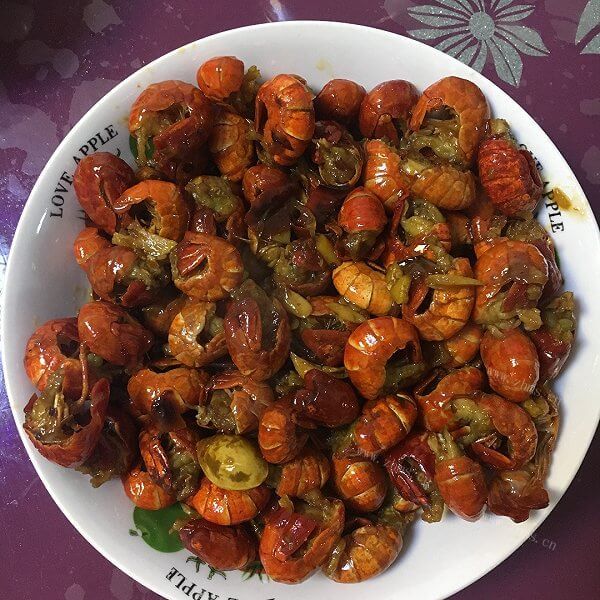 好吃的麻辣虾尾