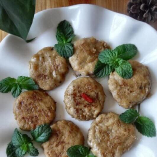 美味的煎鱼饼