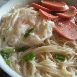 好吃的油菜火腿鸡蛋面