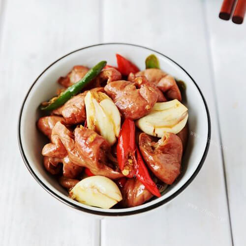 美味麻辣酱香肥肠