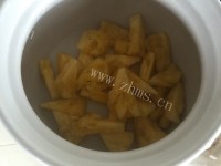 美味的桂圆菠萝汤做法图解6)
