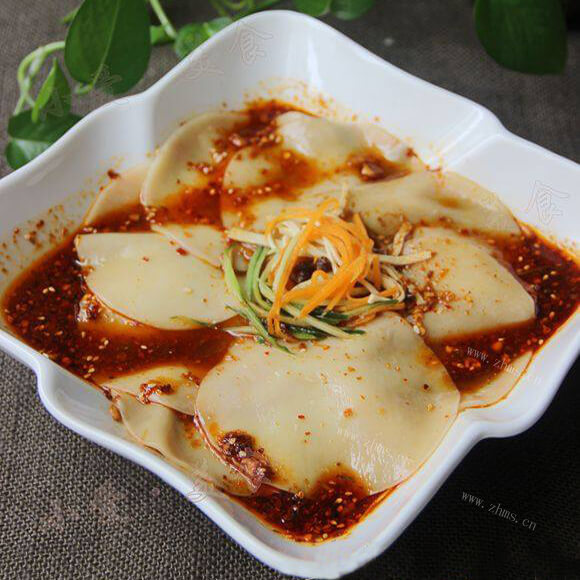吃不释嘴的捞汁饺子皮