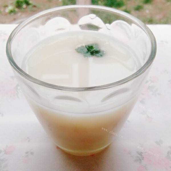 好喝的柠檬养乐多