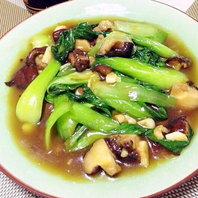 美味的香菇焖白菜