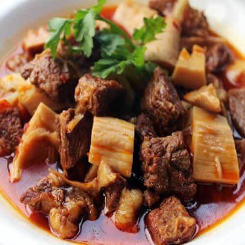 美味的干笋子烧牛肉