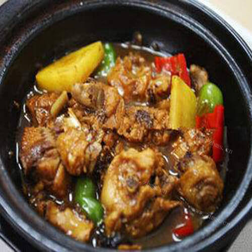 好吃的黄焖土豆鸡块