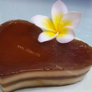 美味的牛奶马蹄糕