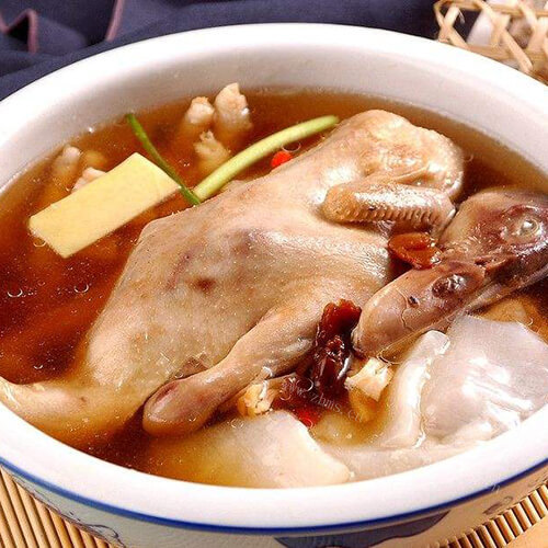 营养的鱼露鸭汤