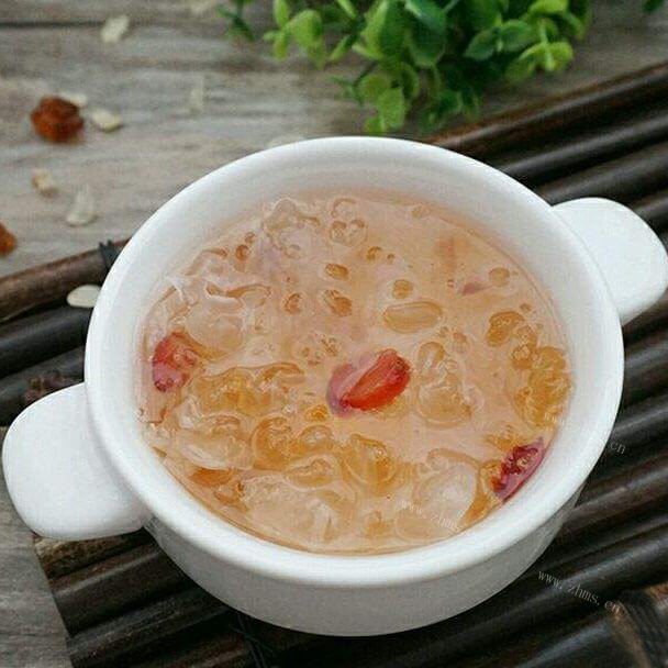 美容的桃胶养颜羹