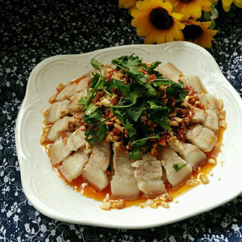美味的厚切版蒜泥白肉
