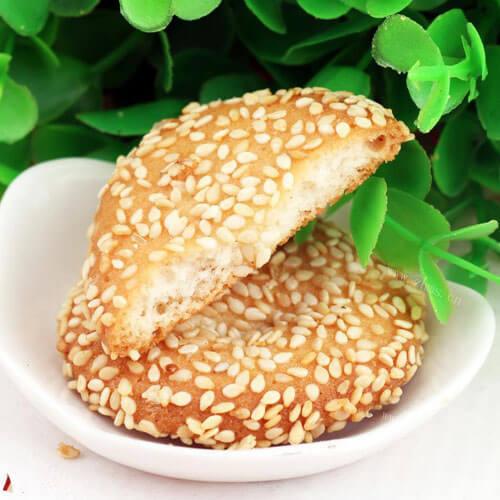 可口的黑芝麻饼干棒