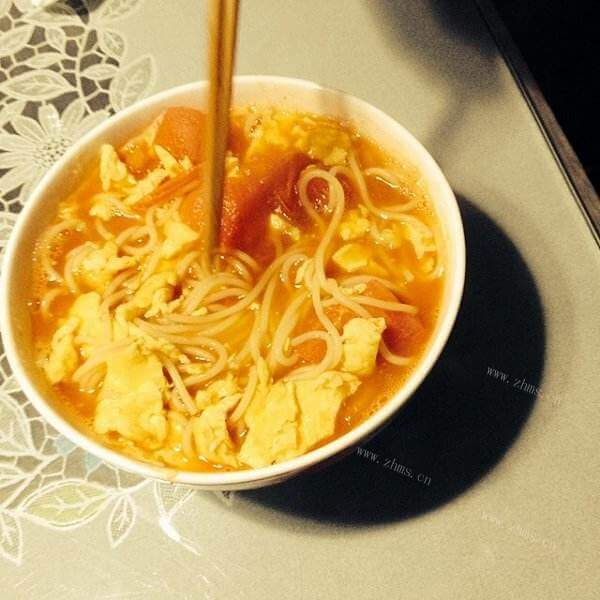 家常西红柿鸡蛋面