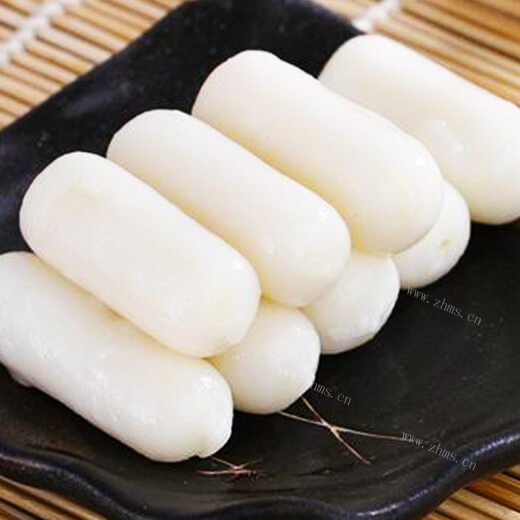 热腾腾的南瓜奶酪糯米球