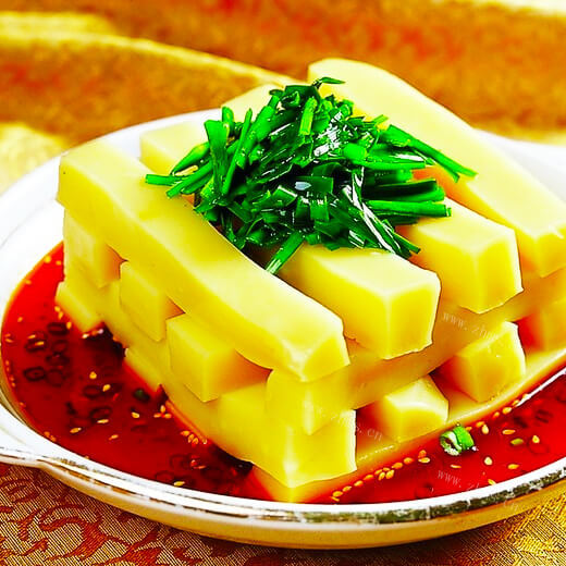 美味的蒜香米豆腐