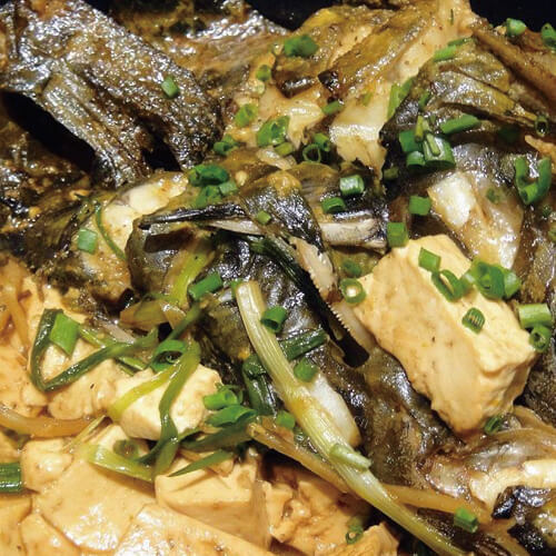 不上火美味的油炸豆腐焖黄骨鱼