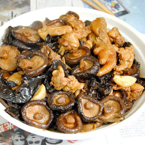 营养美食电饭锅版香菇焖鸡
