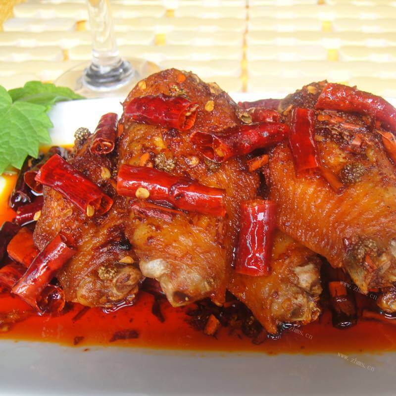 美味的香辣酿鸡翅