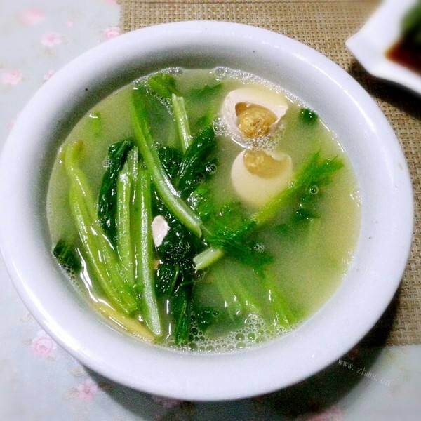自制咸蛋瘦肉茴香汤