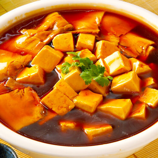 色香味浓的石榴红炖豆腐（咸菜）
