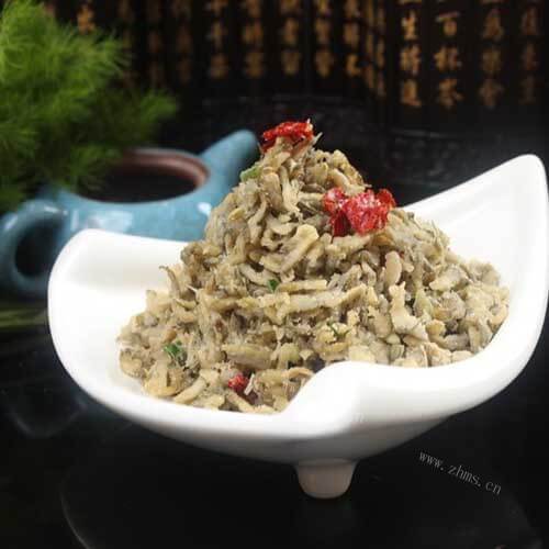 家常蒸槐花麦饭