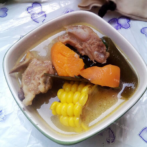 鲜味排骨海带胡萝卜汤