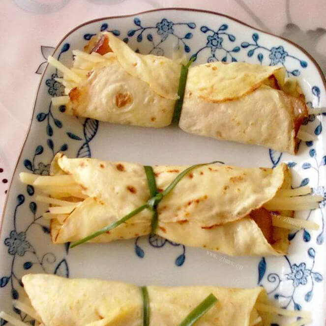 自制酸辣土豆丝卷饼