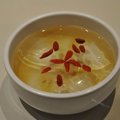美味的枸杞冰粉