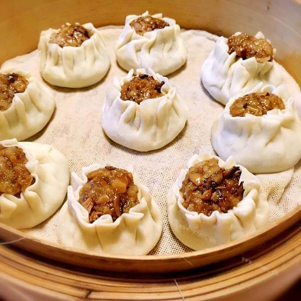 五味俱全的香菇香肠烧卖