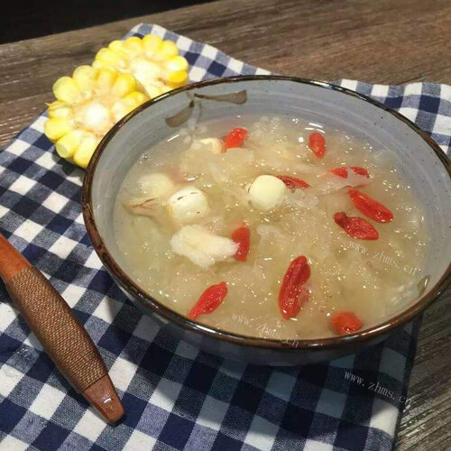清热的玉米枸杞大米糊
