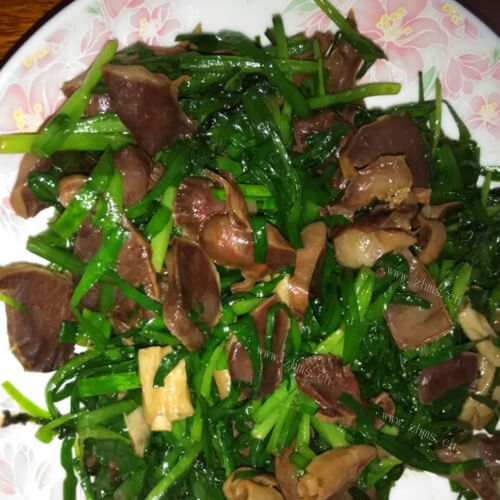 好吃的韭菜炒鸭胗