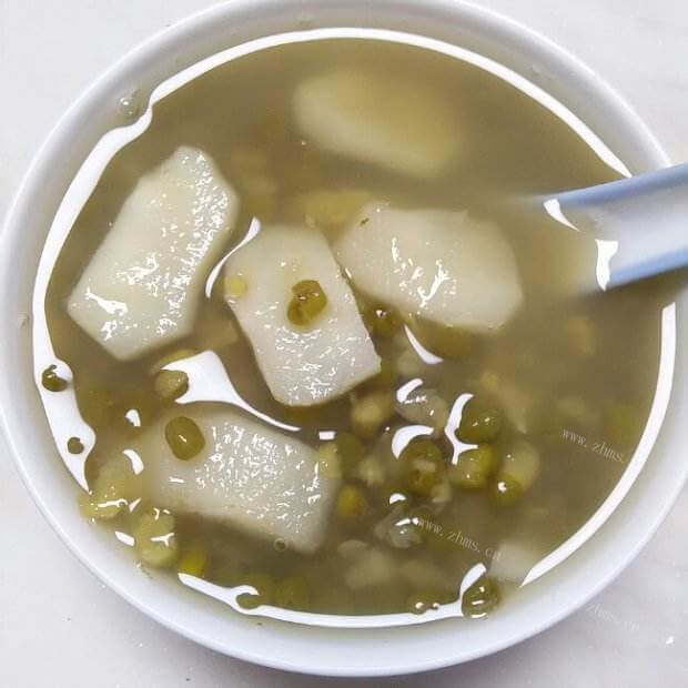 好喝的绿豆马蹄爽糖水