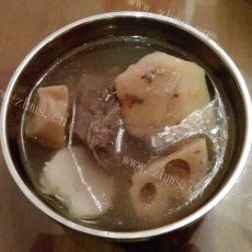 自制茶树菇莲藕汤