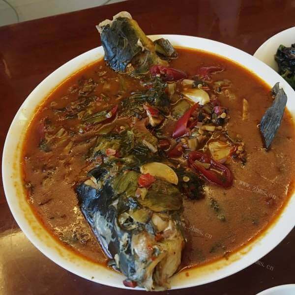 好吃的剁椒蒸海参斑鱼