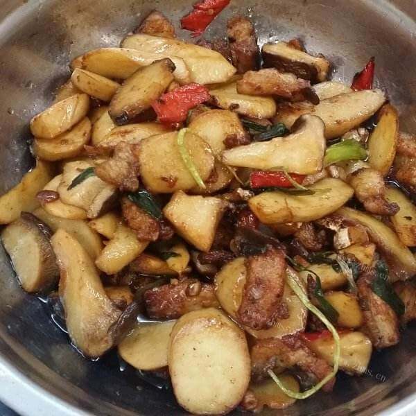 常吃不腻的回锅杏鲍菇
