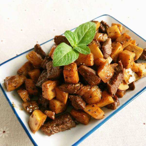 美味的黑胡椒牛肉