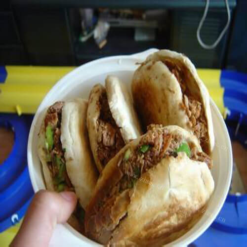 香香油酥火烧夹肉