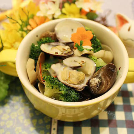 美味蛤蜊西兰花