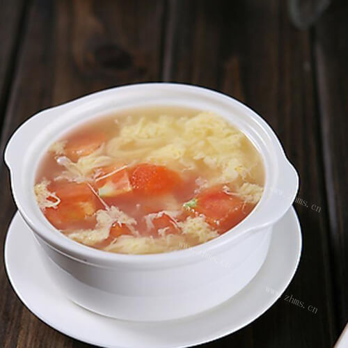 美味的奶油番茄鸡蛋浓汤