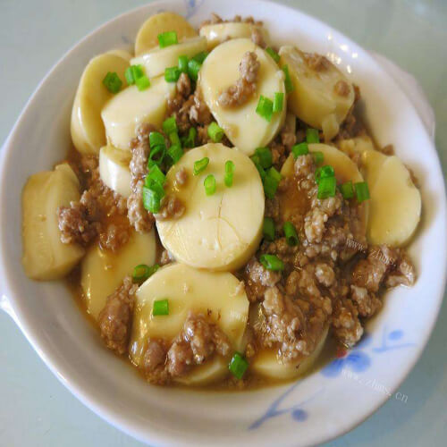 香喷喷的豆腐烩肉碎