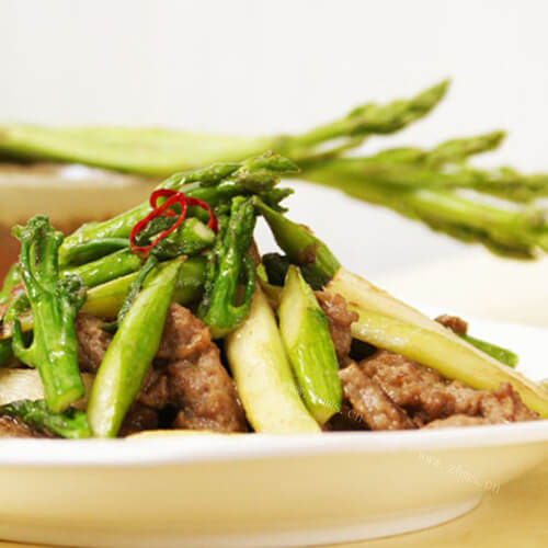下饭的芦笋炒牛肉