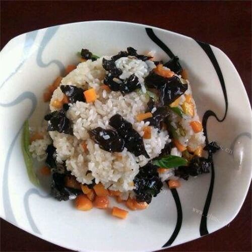 黑豆胡萝卜炒饭