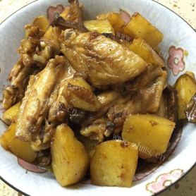 土豆香菇炖鸡翅