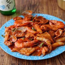 美味韩式海鲜炒年糕